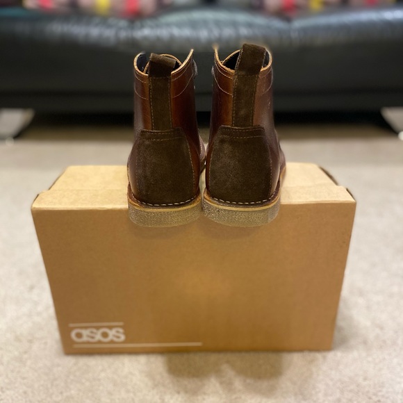 ASOS Wide Fit Desert Chukka Boots In Tan Leather - Picture 5 of 5